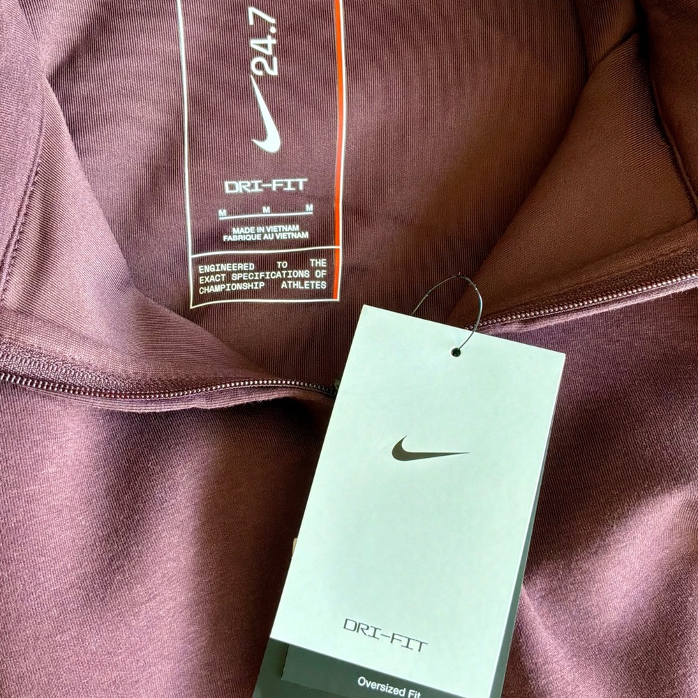 Nike 24.7 Dri-FIT Oversized Cropped 1/4 Zip Pullover Burgundy M - Picture 4 of 10